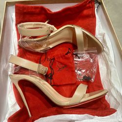 CHRISTIAN LOUBOUTIN Jonatina 