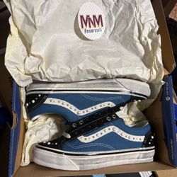 Vans Pearlized Navy Size 7