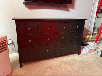 Chest of drawers
