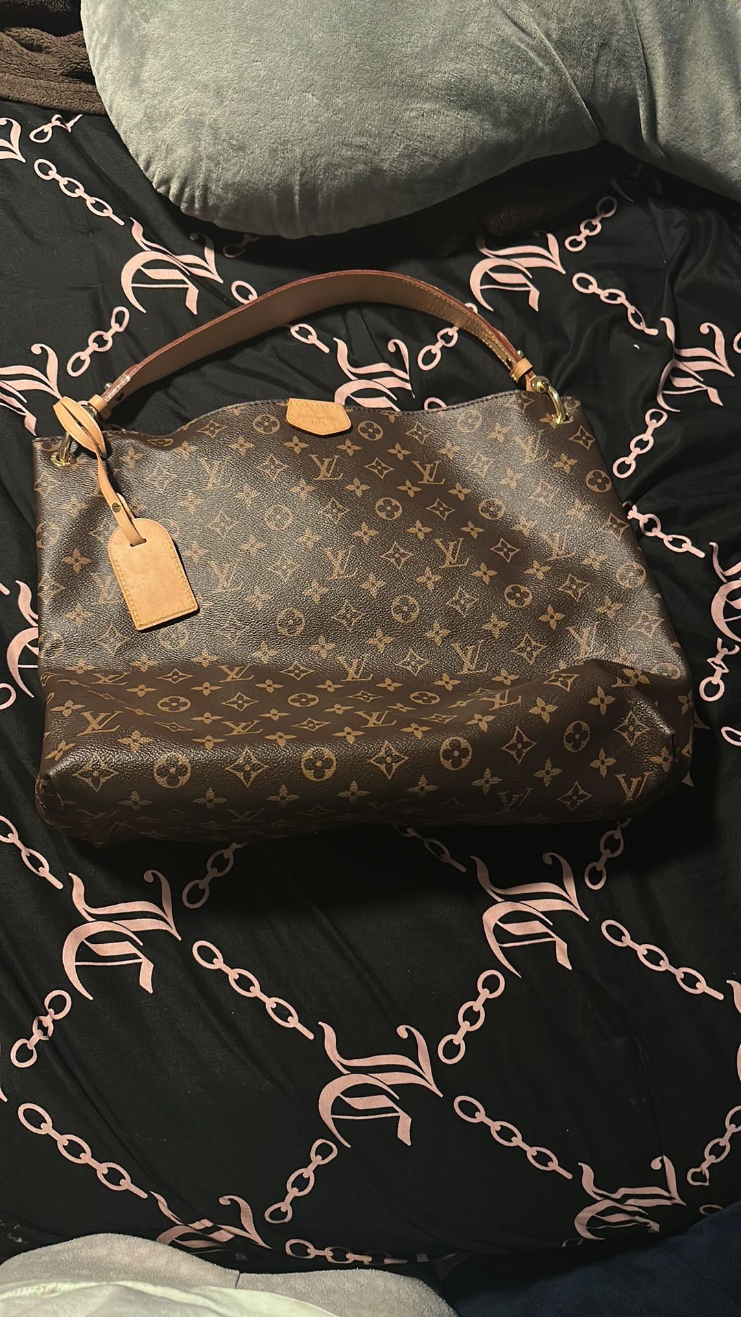 Louis Vuitton Sholder Bag