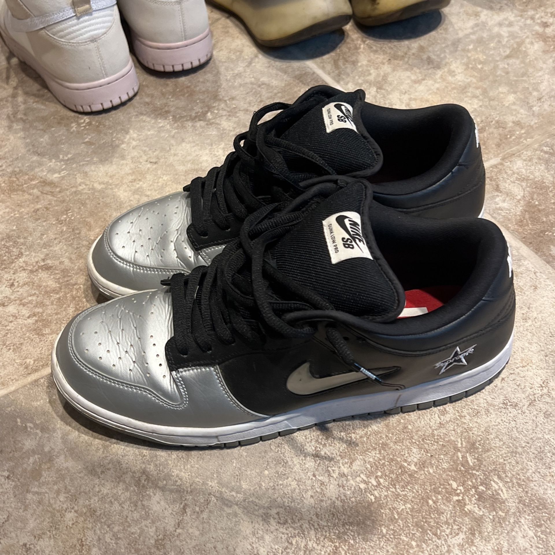 Supreme Dunks