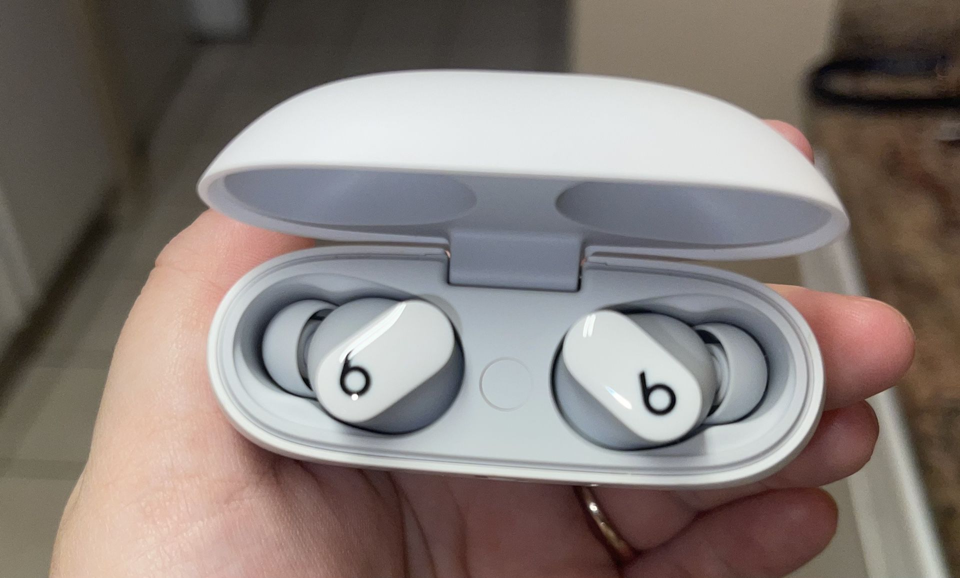 Beats Studio Buds – Wireless Noise Cancelling Earbuds