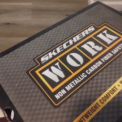 SKECHERS WOMEN'S STEEL TOE WORK BOOTS (Size 9)