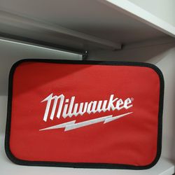 Milwaukee New Bags Liro 