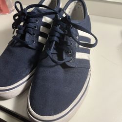 Size 5 Navy adidas
