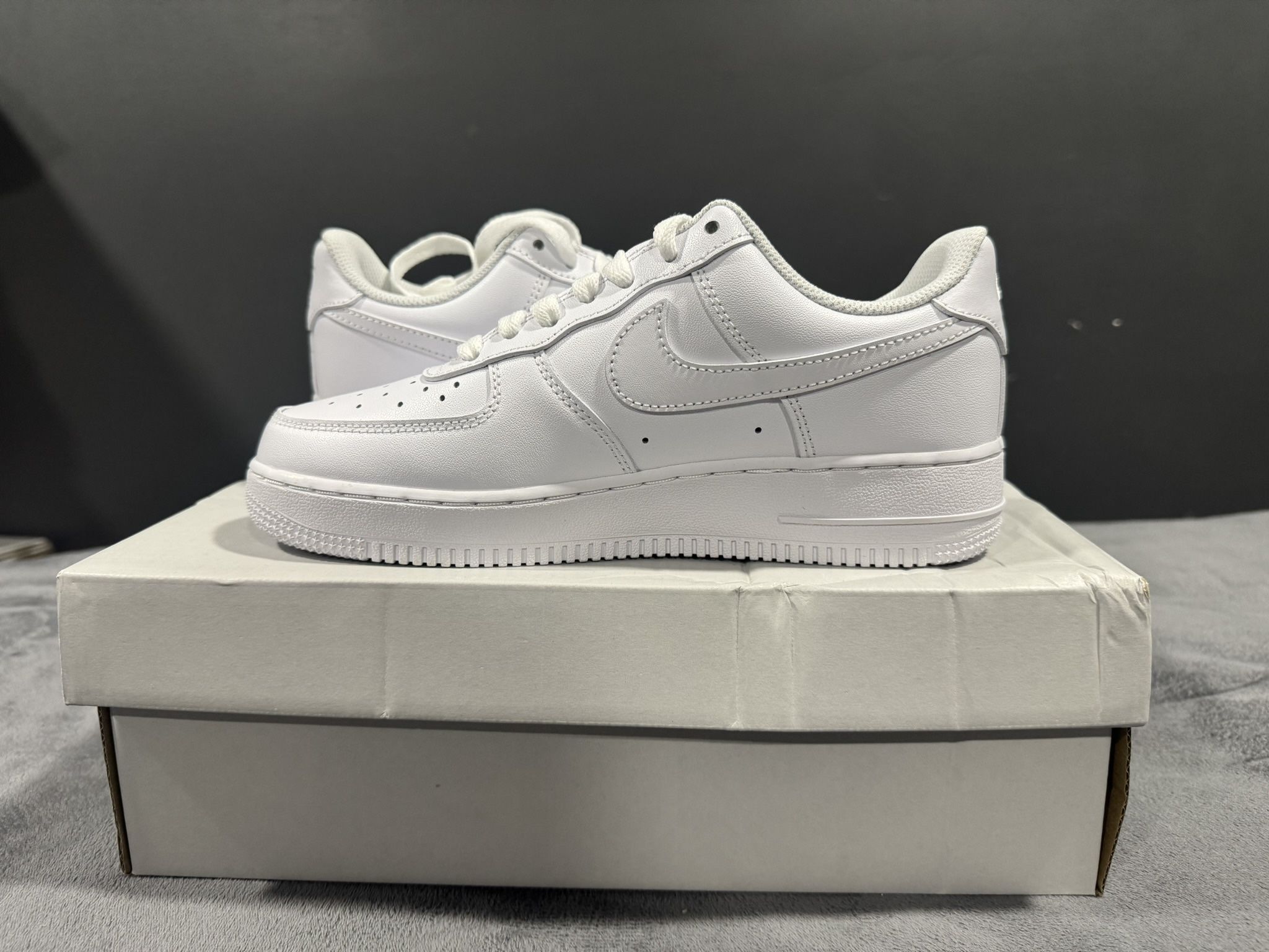 Womans Air Force 1