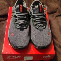 Junior Size 5 PUMA Pacer Future Knit Jr- Grey SoftFoam+