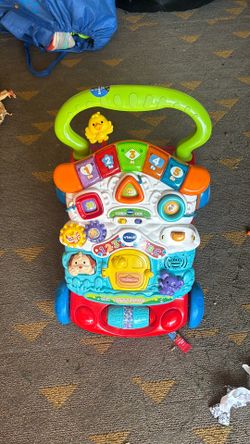 Sit and stand baby trainer