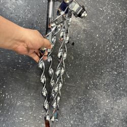 New 26” Flat Twisted Classic Fork $75