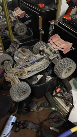 Traxxas sledge 1/8 runs no issues at all