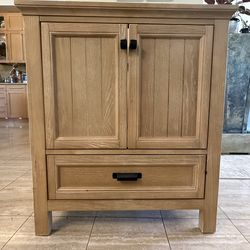 Vanity cabinet