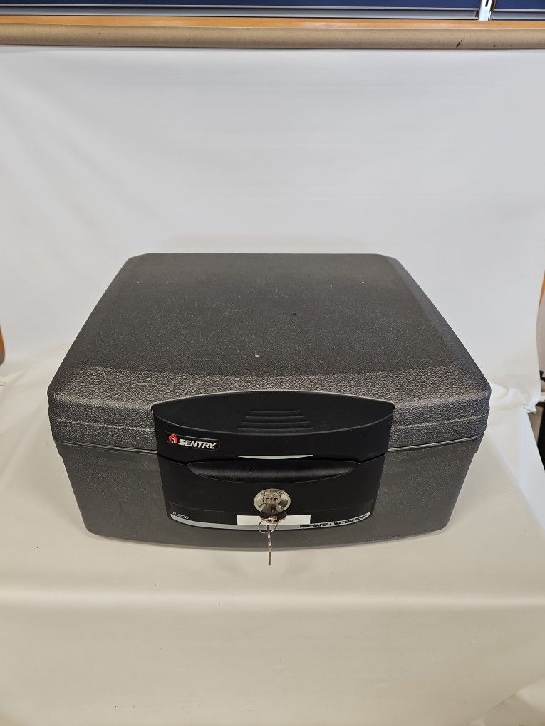 Sentry Fire Safe H2100 Waterproof Security Chest With Key I-6984