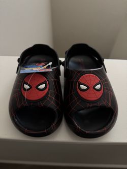 New toddler sandals