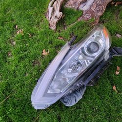 2016 -2018 nissan altima head light LH