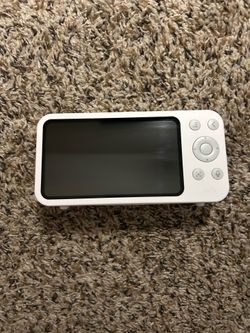 Eufy e20 baby monitor and mount clip