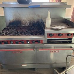 Vulcan Commercial Gas Stove. 