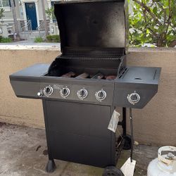 Large Grill + Empty Propane Tank