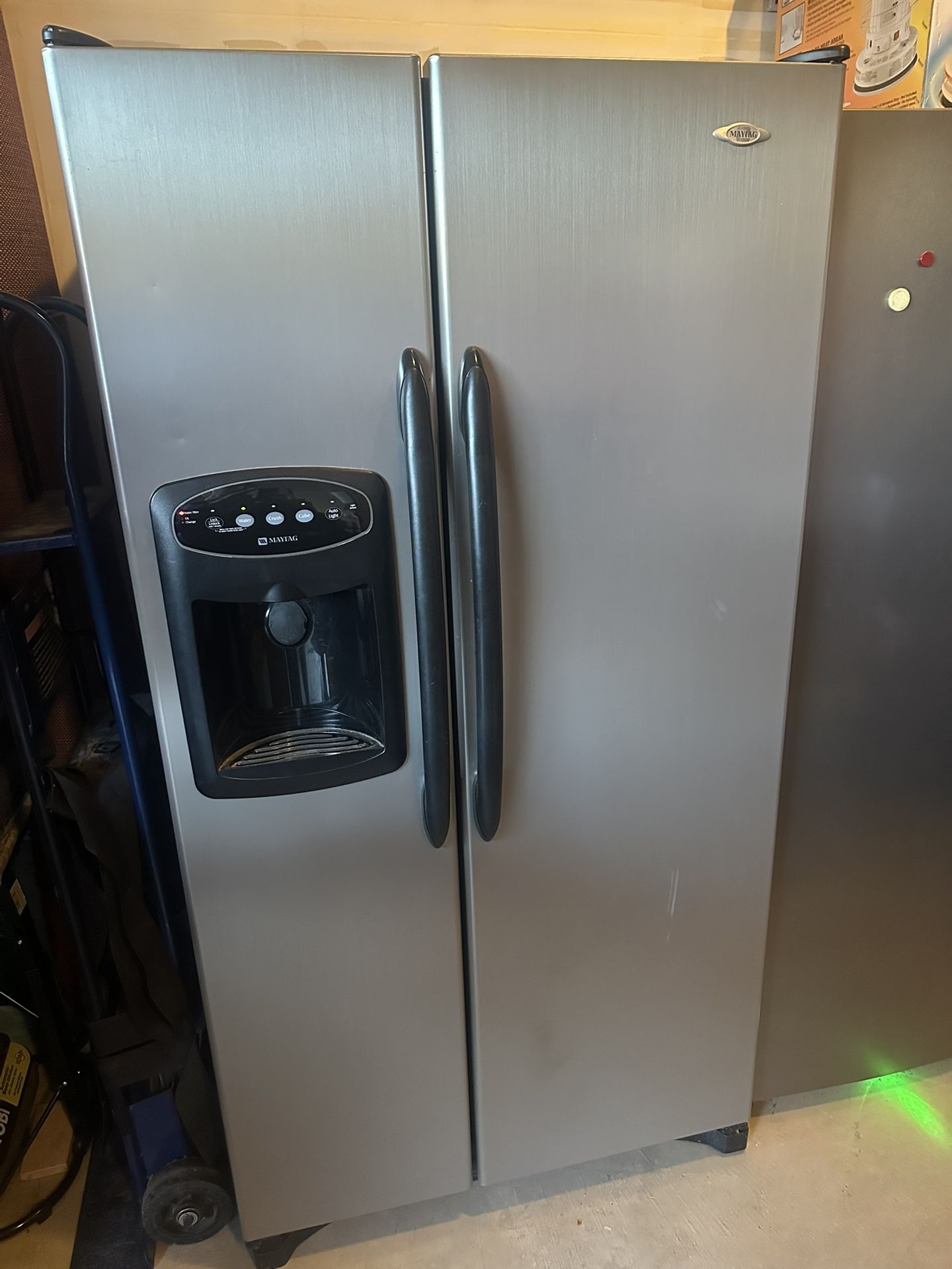 Side-by-side Refrigerator/Freezer