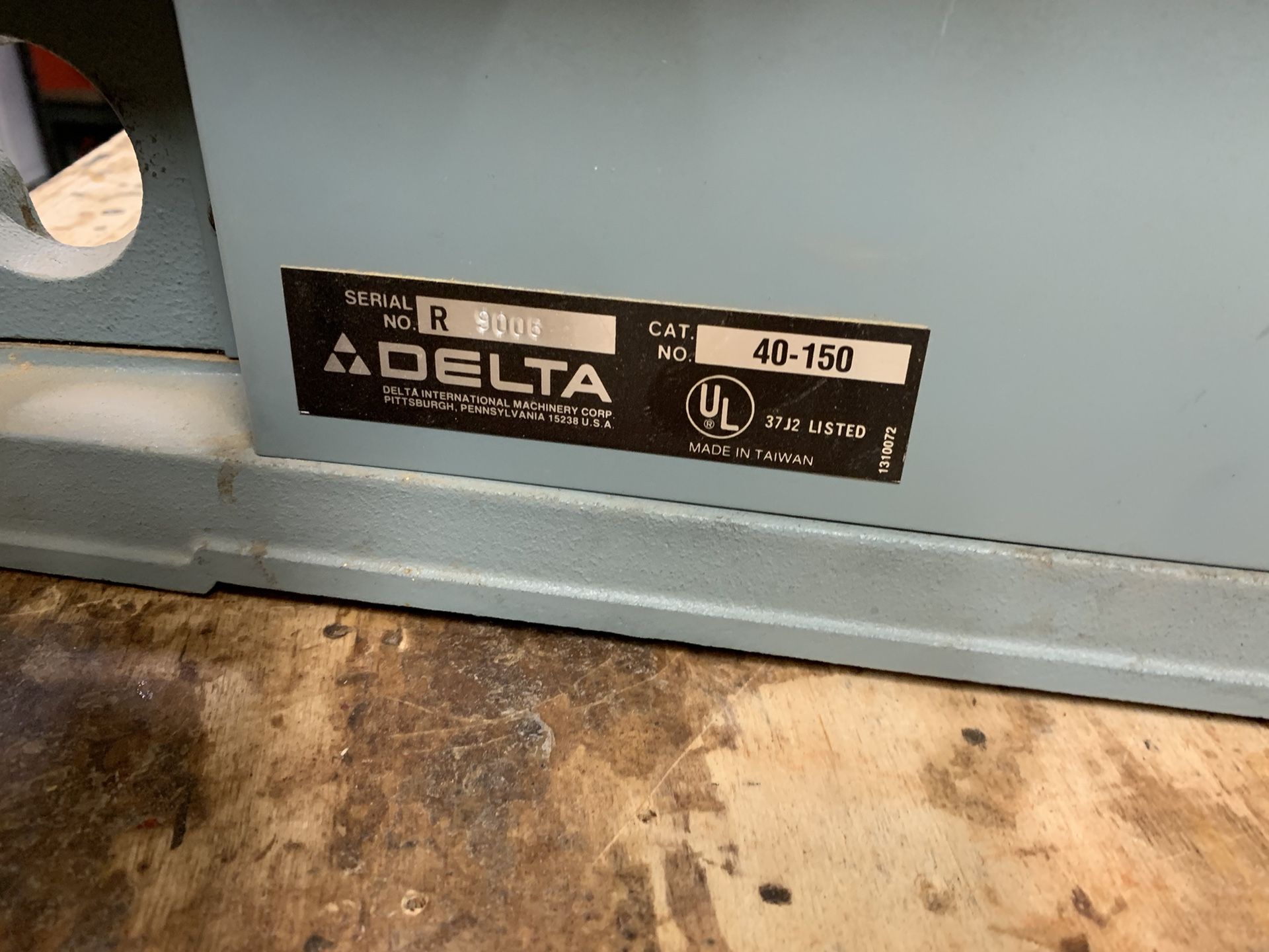 The Delta 40150 Scroll Saw 15 Inch for Sale in Bolingbrook, IL OfferUp