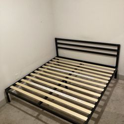 **CHEAP KING SIZE BED FRAME