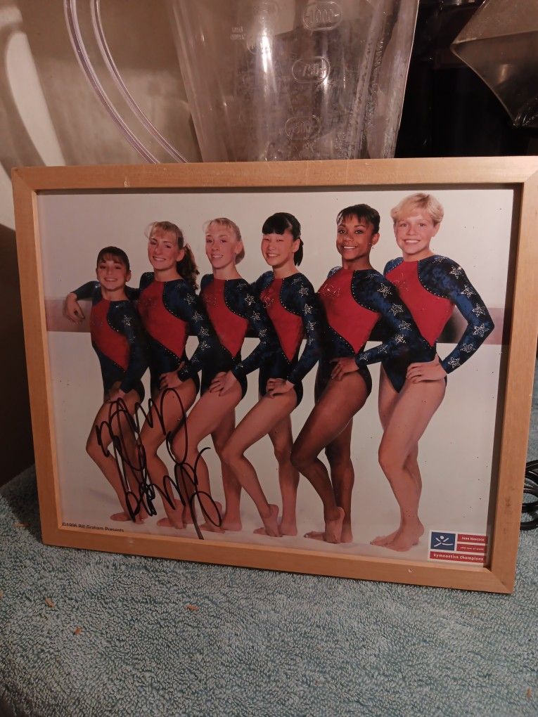 Signed By Two 1996 Gymnatics Champions Team 8"×10"