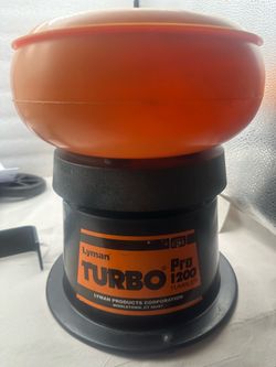 LYMAN TURBO PRO 1200 TUMBLER