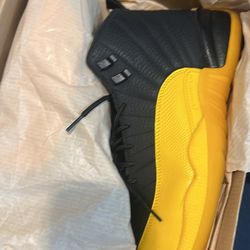Air Jordan 12 Retro “Black University Gold” Size 11