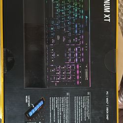 Corsair K95 RGB Platinum XT - Gaming Keyboard
