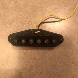 Fender stratocaster pick up