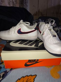 Nike Low-Top White Sneakers