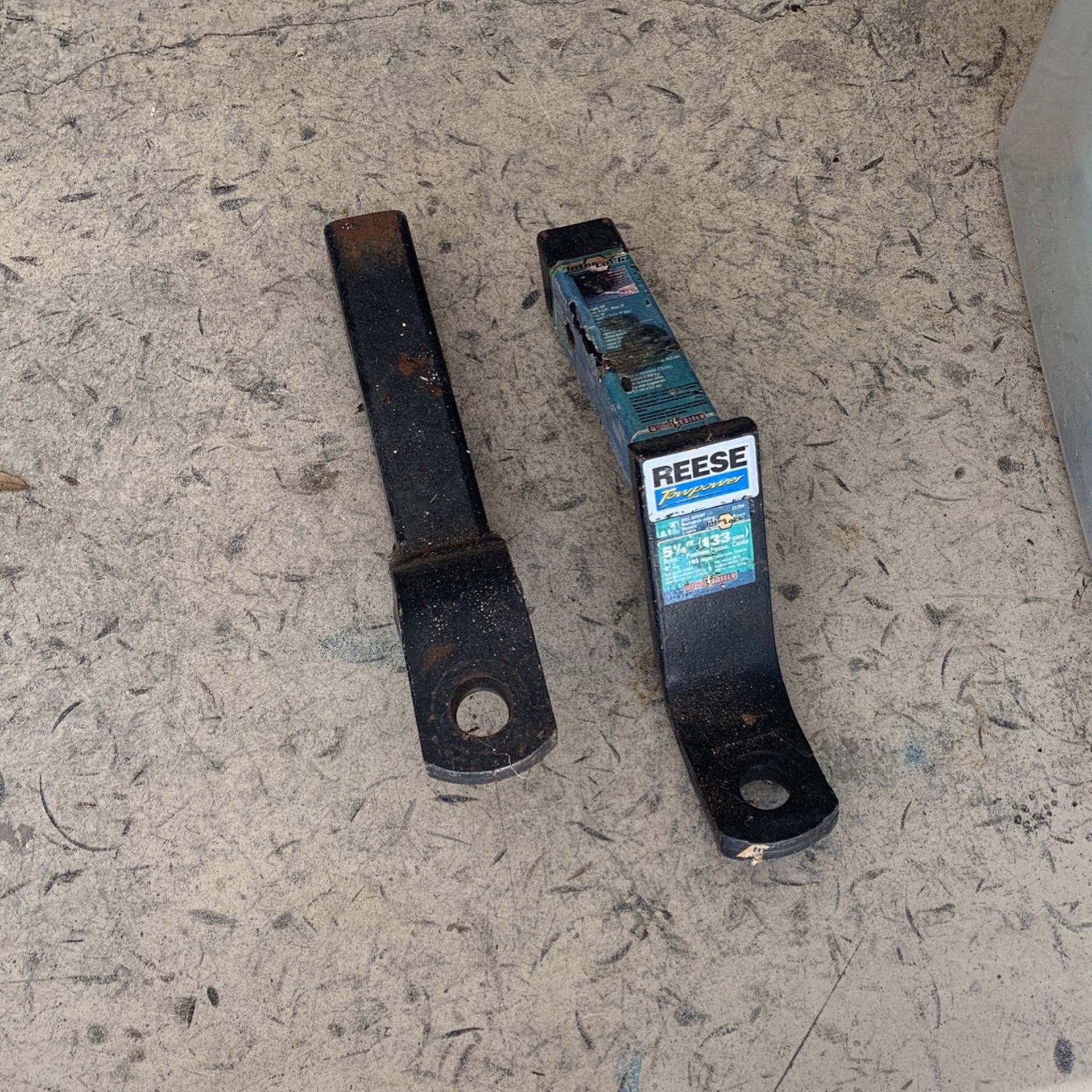 2 Trailer Hitch’s With No Ball/pin- 5.00 Each- Pick Up Only
