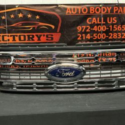 FORD F250/350 GRILLE 2023-2025 with CAMERA OEM
