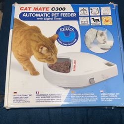 Automatic Pet Feeder 