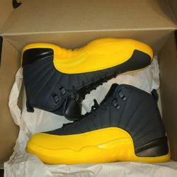 Jordan 12 University Gold Size 9 Deadstock