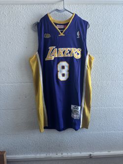 kobe bryant ‘01 finals edition jersey