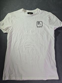 #0004 MAN'S SHIRT, SIZE MEDIUM D&A BOOT CO. 94%cotton 6%spandex