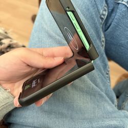 Verizon razor 2025 256gb