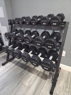 Dumbbells  5-50 Lbs  w/ Rack. Matrix Premium Urethane. READ BELOW. DR0P0FF AVAIL.