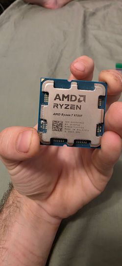 Ryzen 7 9700f