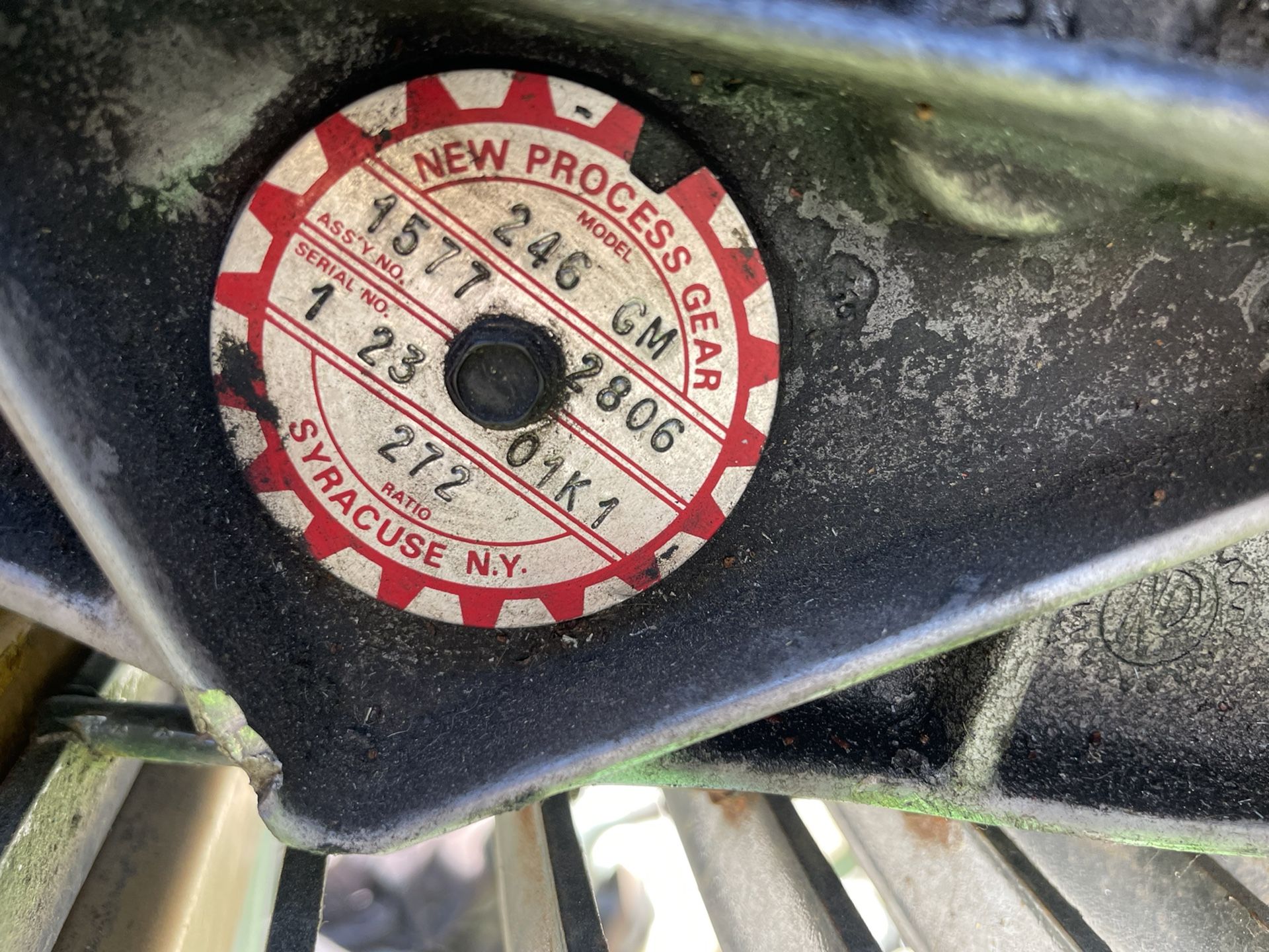 Chevy 2500HD Transfer Case 246 for Sale in Norwalk, CA OfferUp