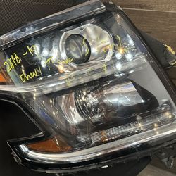 2018-2019 Chevrolet Tahoe Right Halogen Headlight