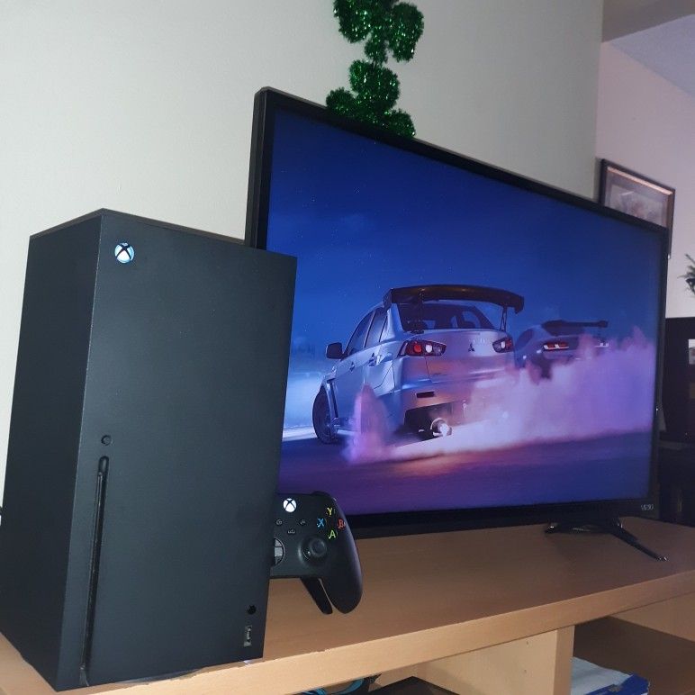 Xbox Series X With Gamepass Until July/2023 for Sale in West Covina, CA