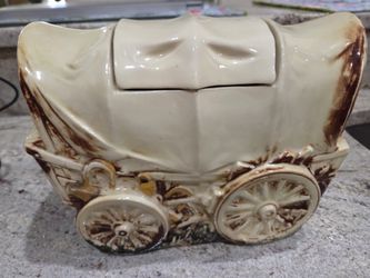 Vintage Conestoga Wagon Cookie Jar