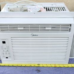 Window Air Conditioner- Midea 5000BTU Small 2022 Model Low Use • Air Conditioning, Window AC, Home Improvement, AC, Consumer Electronics, AC Electroni