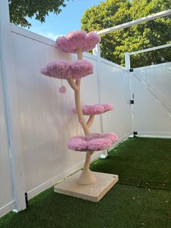 8ft Tall Modern Wood Cat Condo Flower Scratch Post