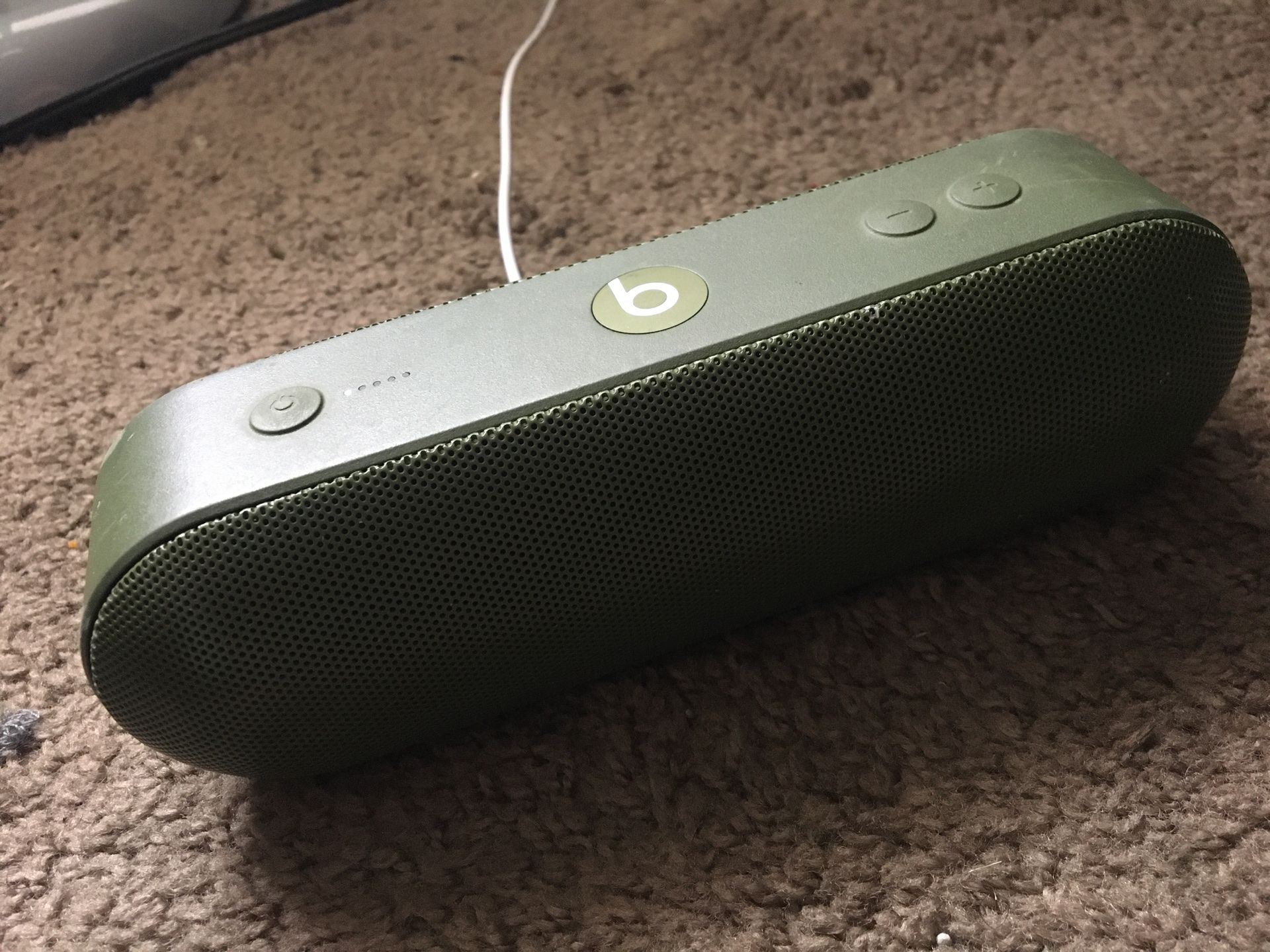 BEATS PILL