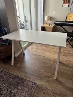 White Modern Desk / Table 65” x 29.5”