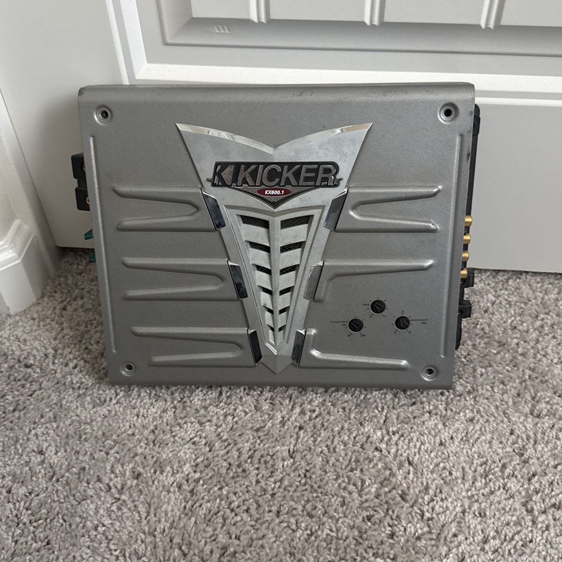 Kicker KX600.1 Amplifier