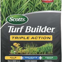 Scotts Turf Builder Triple Action1 - Combinación de control de malezas, prevención de malezas y fertilizante, 33.94 libras, 12,000 pies cuadrados