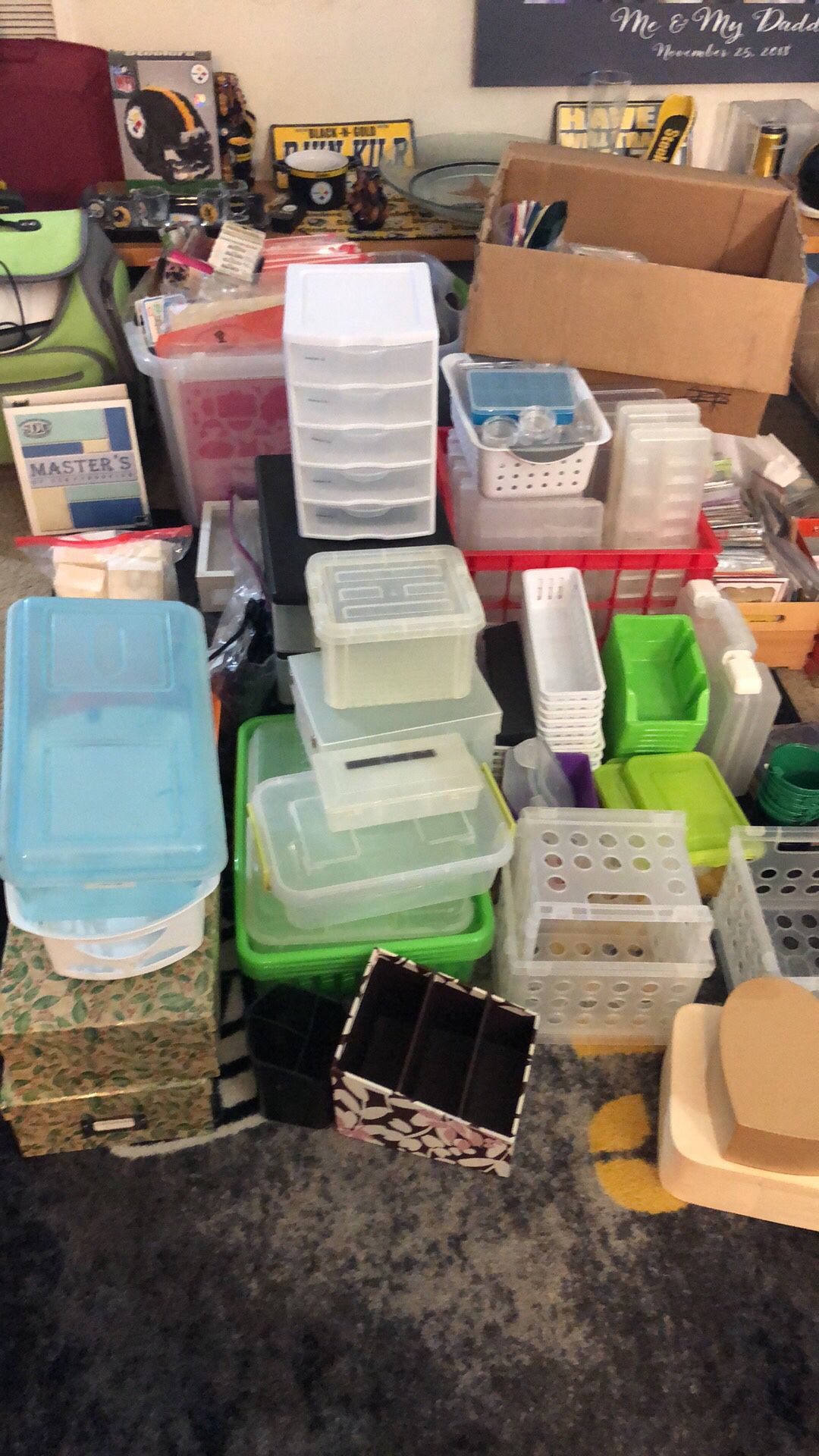 Multiple Storage Bins/Containers/Small Storage Drawer Towers
